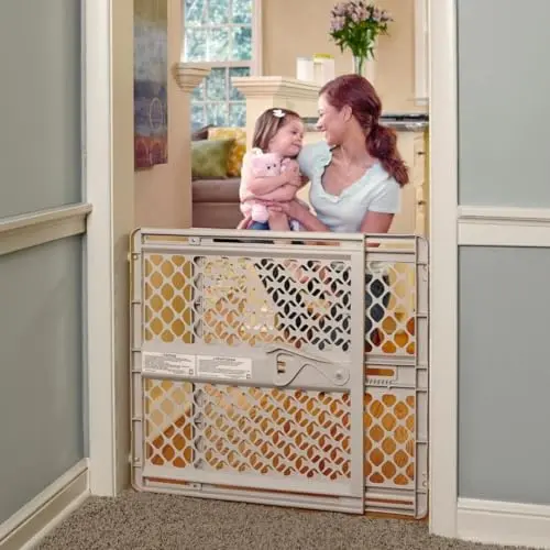 Toddleroo by North States Supergate Ergo plastic baby gate