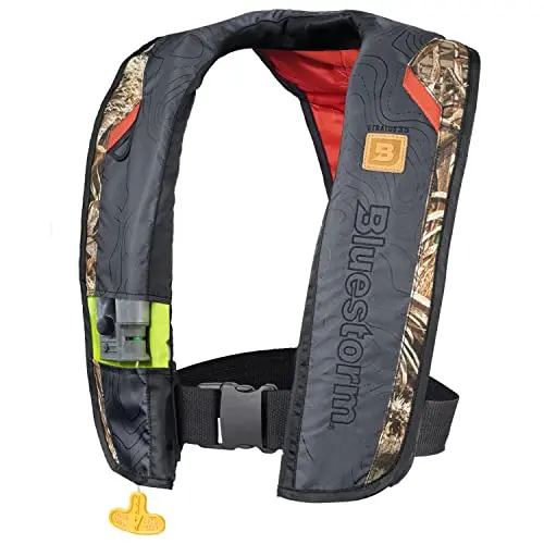 BLUESTORM Stratus 35 inflatable life jacket in Max5 Camo pattern